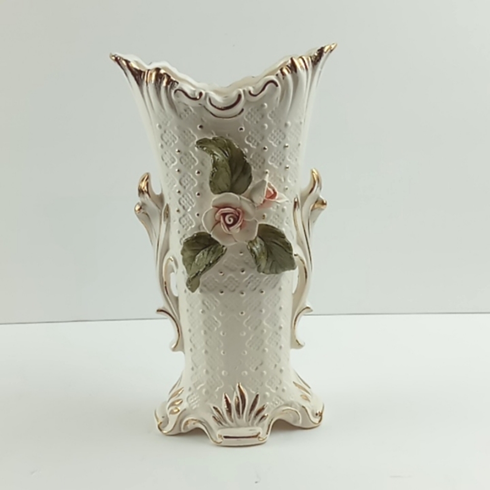 Vintage Porcelain Bud Vase